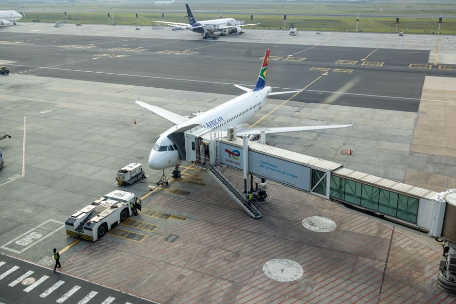 Dual-Spectrum Monitoring of an Airport Surface: Apron Safety and FOD Detection